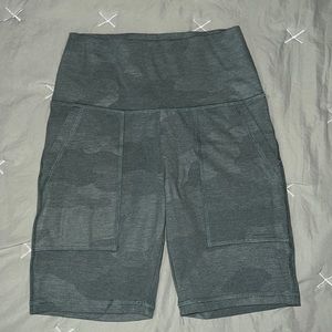 NWOT Aerie active shorts